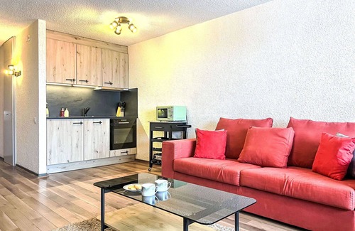 Champex-Lac Apartment | Lovely apartment for 2 people with WIFI, TV and balcony