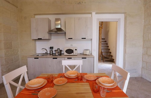 Vernole Apartment | Lovely apartment for 3 guests with A/C, WIFI, TV and pets allowed