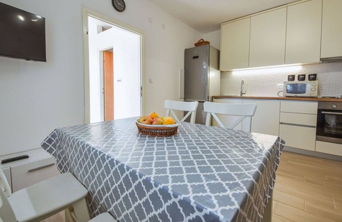 Tribanj Apartment | Lovely apartment for 3 people with A/C, WIFI, TV and parking