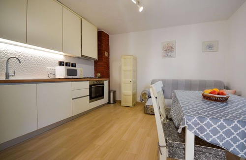 Tribanj Apartment | Lovely apartment for 3 people with A/C, WIFI, TV and parking