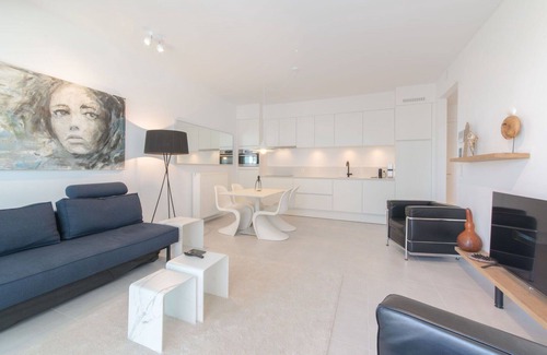 Ostend Apartment | Lovely apartment for 4 people with WIFI, TV and balcony