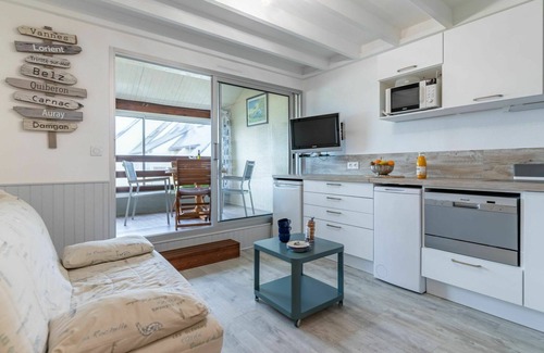 Damgan Apartment | Lovely apartment for 4 people with WIFI, pool, TV and parking
