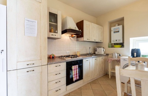 Fubine Apartment | Lovely apartment for 4 people with WIFI, pool, TV, terrace and pets allowed
