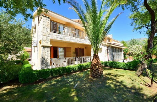 Stankovici Apartment | Lovely apartment for 4 people with pool, A/C, WIFI, TV, terrace and pets allowed