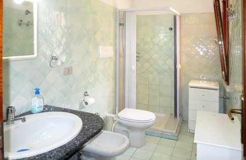 S'Iscala Apartment | Lovely apartment for 5 people with private pool, TV, patio, pets allowed and parking