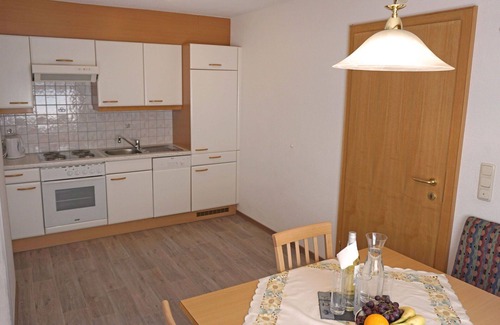 Kappl Apartment | Lovely apartment for 5 people with WIFI, TV and balcony