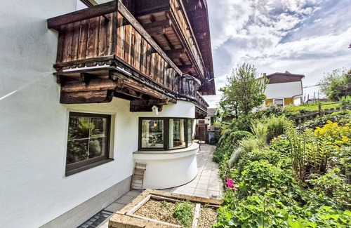 Goetzens Apartment | Lovely apartment for 6 people with WIFI, TV, terrace, pets allowed and parking