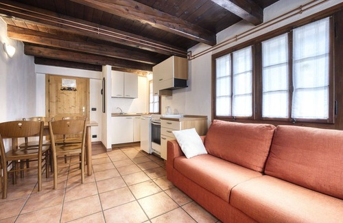 Macugnaga Apartment | Lovely apartment for 6 people with TV, pets allowed, panoramic view and parking