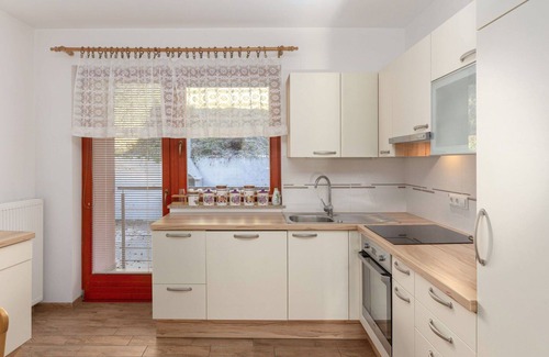 Ratece Apartment | Lovely apartment for 6 people with WIFI, TV, terrace and parking