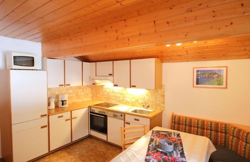 Gaschurn Apartment | Lovely apartment for 6 people with WIFI, TV, patio and pets allowed