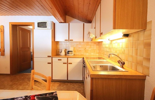 Gaschurn Apartment | Lovely apartment for 6 people with WIFI, TV, patio and pets allowed