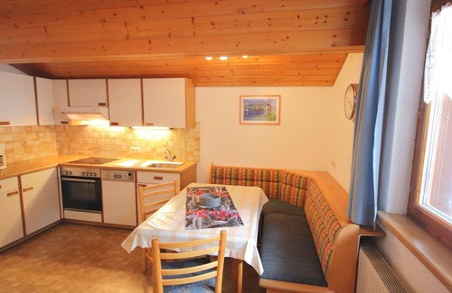 Gaschurn Apartment | Lovely apartment for 6 people with WIFI, TV, patio and pets allowed