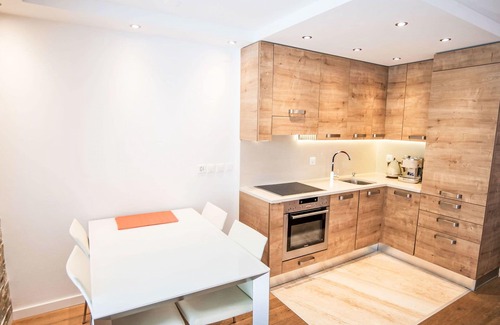 Leukerbad Apartment | Lovely apartment for 5 guests with WIFI, TV and balcony