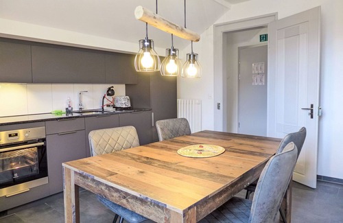 Matten bei Interlaken Apartment | Lovely apartment for 5 guests with WIFI, TV, patio and parking