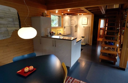 Zweisimmen Apartment | Lovely apartment for 4 guests with WIFI, balcony and pets allowed