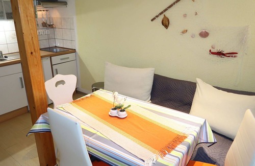 Cuxhaven Apartment | Lovely apartment for 5 people with WIFI, TV, terrace and pets allowed
