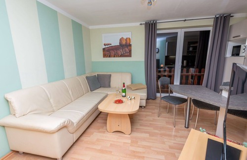 Stangerode Apartment | Lovely apartment for 2 people with WIFI, TV, patio and parking