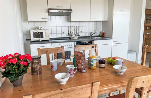 Ummanz Apartment | Lovely apartment for 5 people with WIFI, TV and terrace