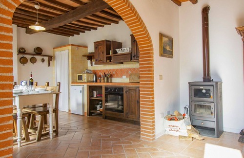 Fucecchio Apartment | Lovely apartment for 4 guests with pool, WIFI, A/C, patio, pets allowed and parking