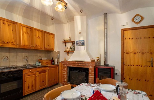 Gamberale Apartment | Lovely apartment for 2 people with WIFI, TV, pets allowed and parking