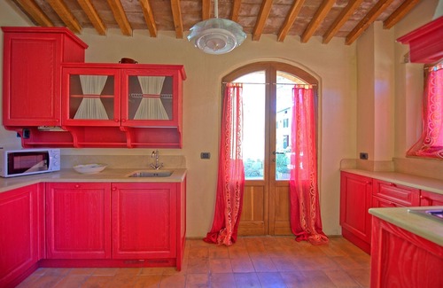 Poggibonsi Apartment | Lovely apartment for 4 people with A/C, pool, WIFI and TV, close to San Gimignano