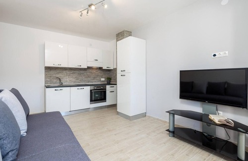 Stara Novalja Apartment | Lovely apartment in Stara Novalja