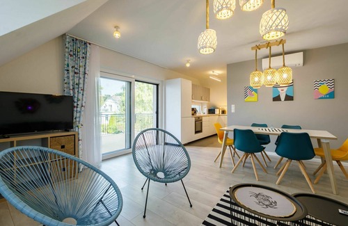 Balatonszarszo Apartment | Lovely apartment for 7 guests with A/C, WIFI, TV and terrace