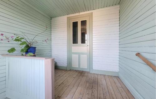 Aseda Apartment | Lovely Apartment In Åseda With Wifi
