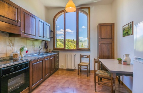 San Vivaldo Villa | Lovely apartment in villa for 8 guests with WIFI, pool, TV, terrace and pets allowed