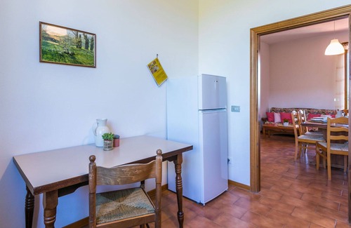 San Vivaldo Villa | Lovely apartment in villa for 8 guests with WIFI, pool, TV, terrace and pets allowed