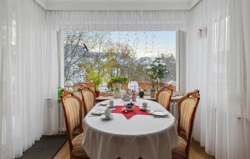 Kernberge Apartment | Lovely Apartment In Jena With Wifi