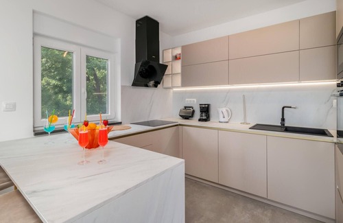 Kostrena Apartment | Lovely apartment in Kostrena with WiFi