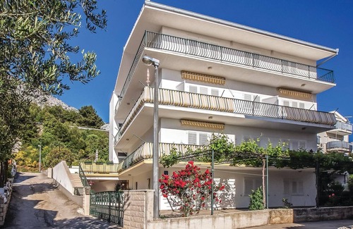 Omis Apartment | Lovely apartment in Omis with WiFi