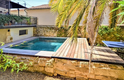 Pujaut Apartment | Lovely apartment in Pujaut with WiFi