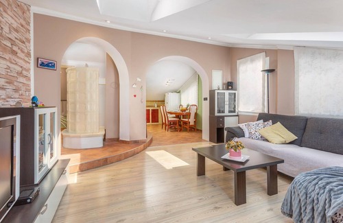 Rijeka Apartment | Lovely apartment in Rijeka with house sea view