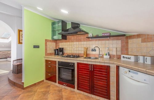 Rijeka Apartment | Lovely apartment in Rijeka with house sea view