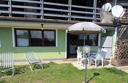 Trarego Viggiona House | Lovely apartment in villa for 4 people with WIFI, TV, patio and pets allowed