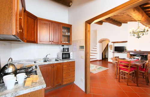 Rapolano Terme Villa | Lovely apartment in villa for 5 people with WIFI, pool, TV and patio