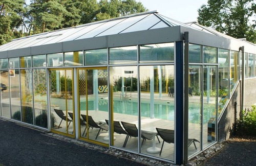 Belfeld House | Lovely apartment in villa for 4 guests with pool, WIFI, TV and terrace