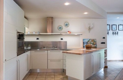 Monteu Roero Apartment | Lovely apartment for 6 guests with WIFI, private pool, A/C, TV, terrace, pets allowed and parking