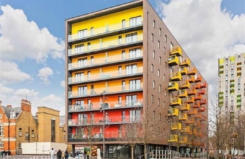 Barking Apartment | Lovely apartment next to Barking Station