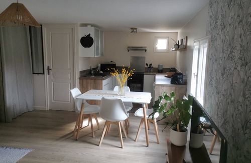 Biot House | Lovely apartment overlooking the village of Biot