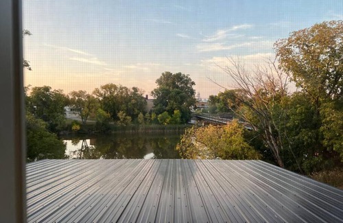 Thief River Falls Apartment | Lovely Apartment on the river located downtown