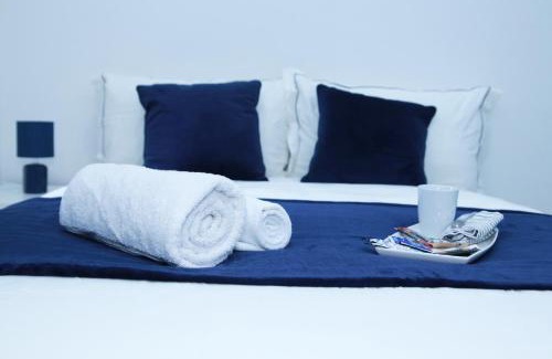 South Harrow Apartment | Lovely Apartment with free parking on premises.