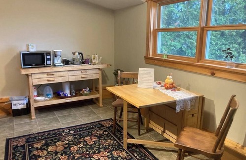 Lyndon Center Apartment | Lovely apartment with WiFi in charming Lyndonville.