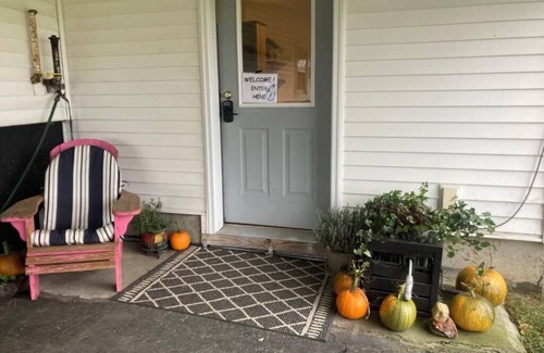 Lyndon Center Apartment | Lovely apartment with WiFi in charming Lyndonville.