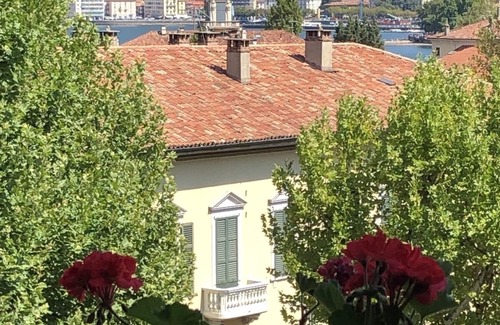 Como Apartment | Lovely, baby-friendly apartment with lake view next to Villa Olmo