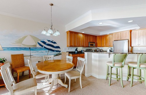 Ocean City Condo | Lovely Boardwalk Condo Overlooking Ocean w/Shared Pool, Free WiFi, Balcony