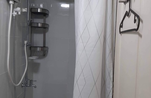 Santa Mesa Condo | Lovely Brand New 2 bedroom condo - FREE 1 Parking