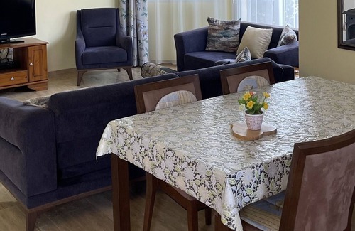 Karavas House | Lovely bungalow with a fruit garden - 5 min from the beach.